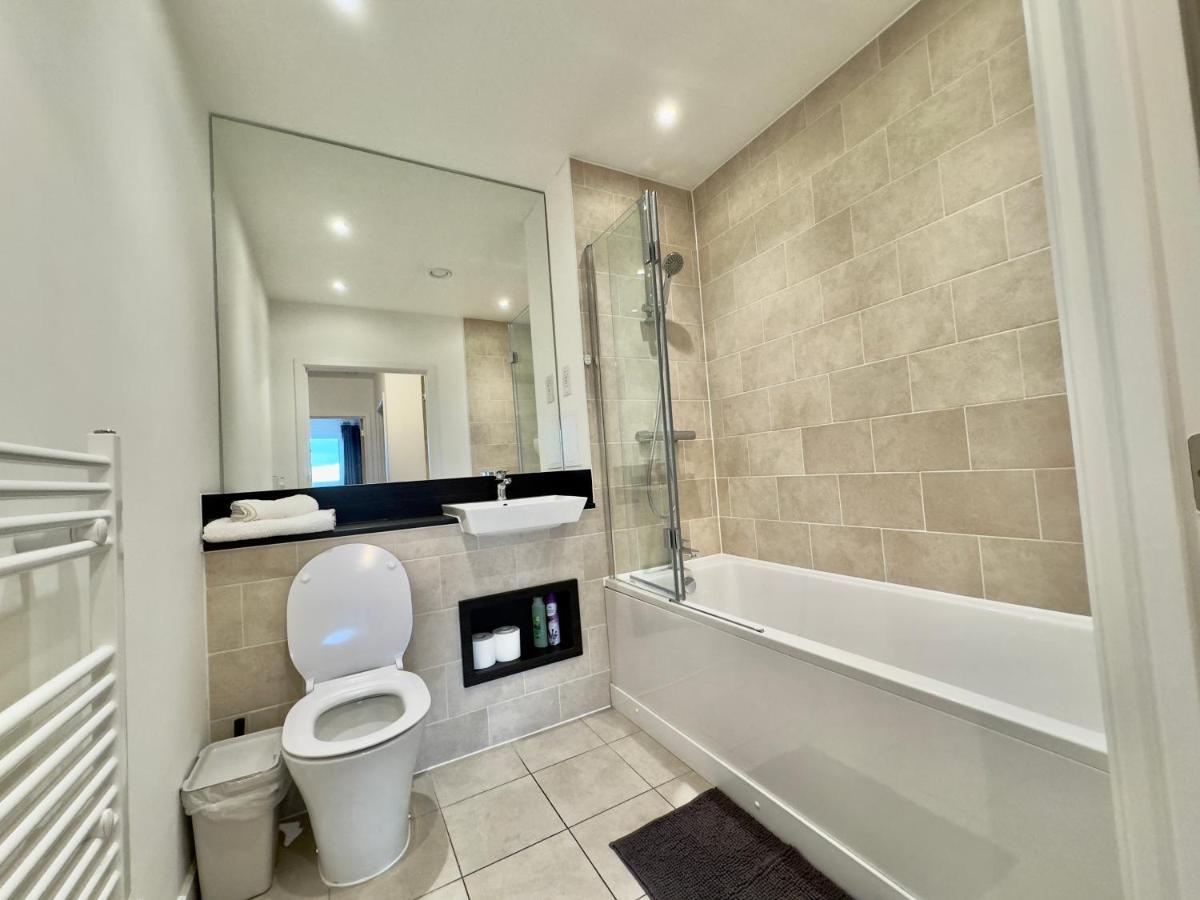 3Bedroom, 2Bathroom, Balcony,Luxury Flat Westfield Londres Exterior foto